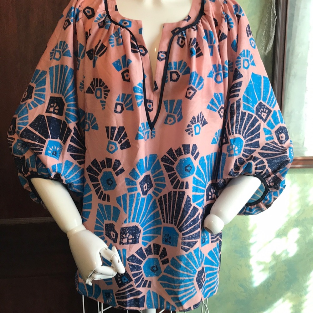Collective concepts blouse size medium